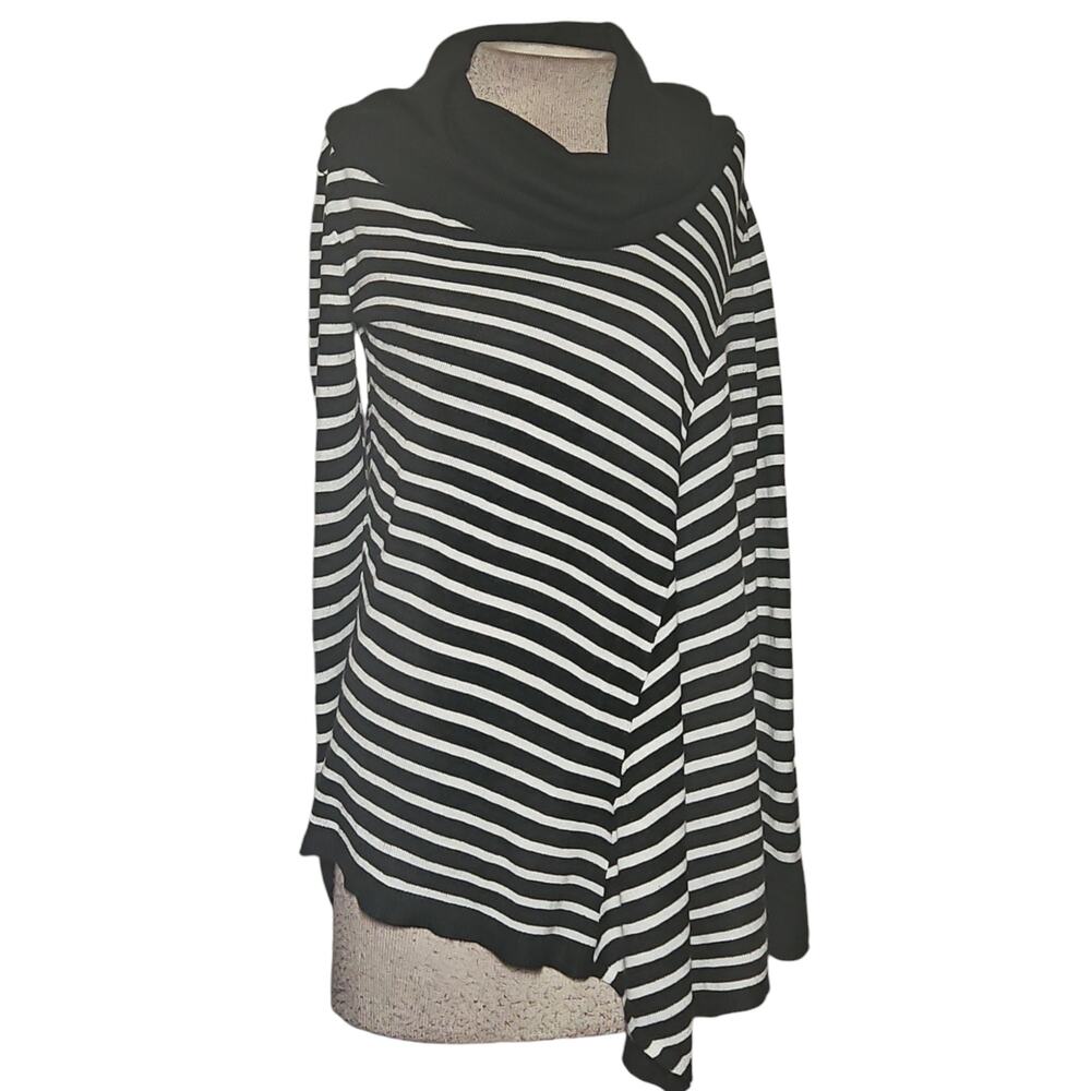 Motherhood Maturity Striped Sweater Size Medium